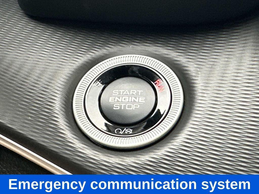 new 2025 Jeep Grand Cherokee car, priced at $35,205