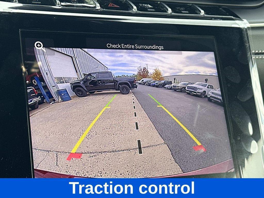 new 2025 Jeep Grand Cherokee car, priced at $35,205