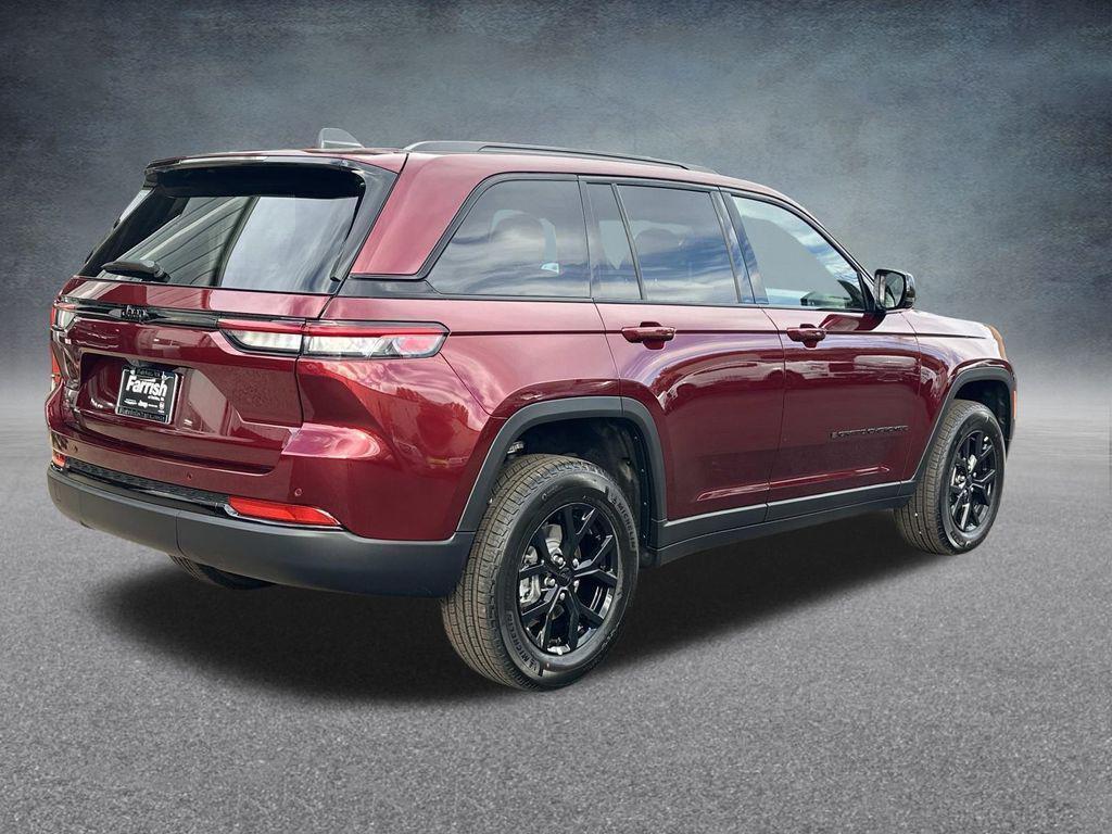 new 2025 Jeep Grand Cherokee car, priced at $35,205