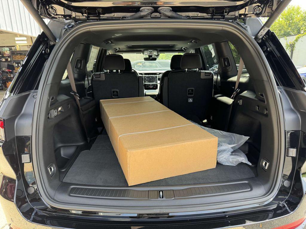 new 2025 Jeep Grand Cherokee L car, priced at $34,262