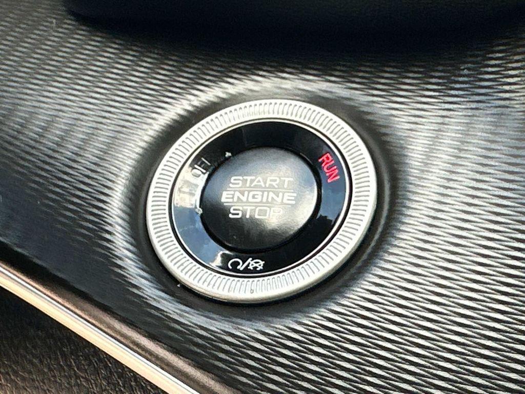 used 2025 Jeep Grand Cherokee car, priced at $35,500