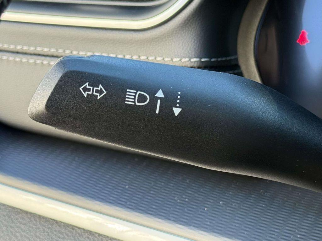 new 2025 Jeep Grand Cherokee L car, priced at $39,165