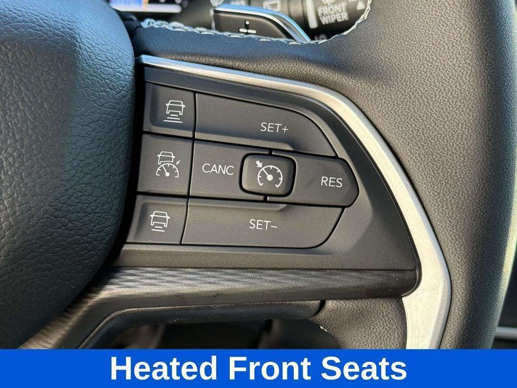 new 2025 Jeep Grand Cherokee L car, priced at $39,165