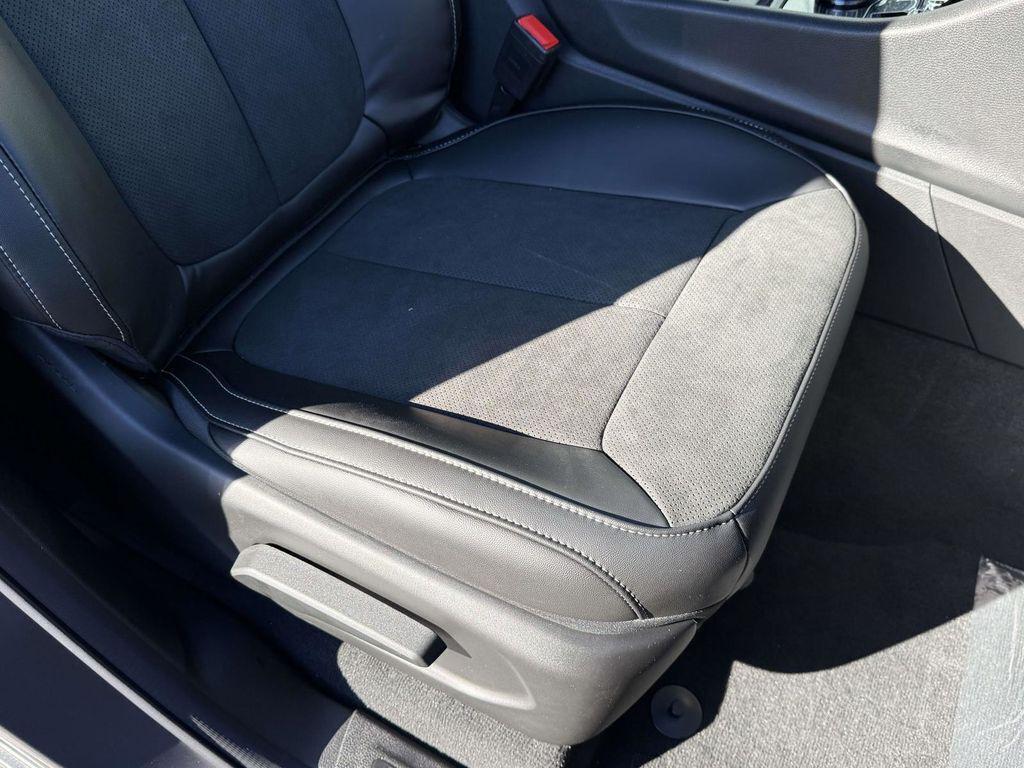 new 2025 Jeep Grand Cherokee L car, priced at $39,165