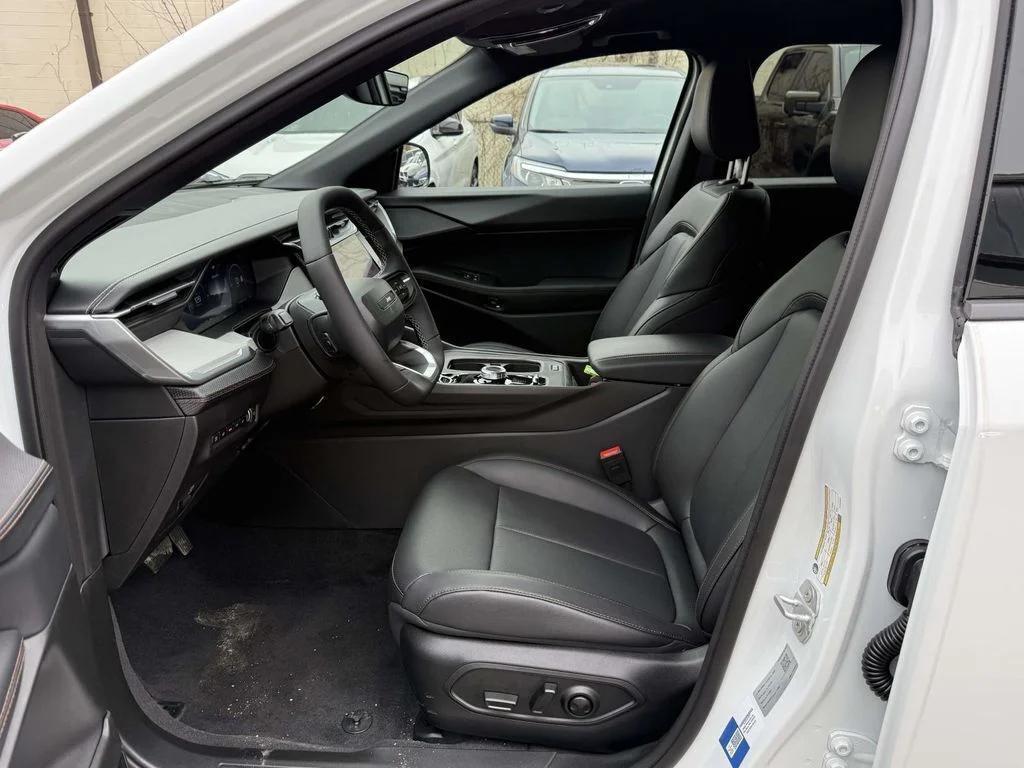 new 2026 Jeep Cherokee car, priced at $38,331