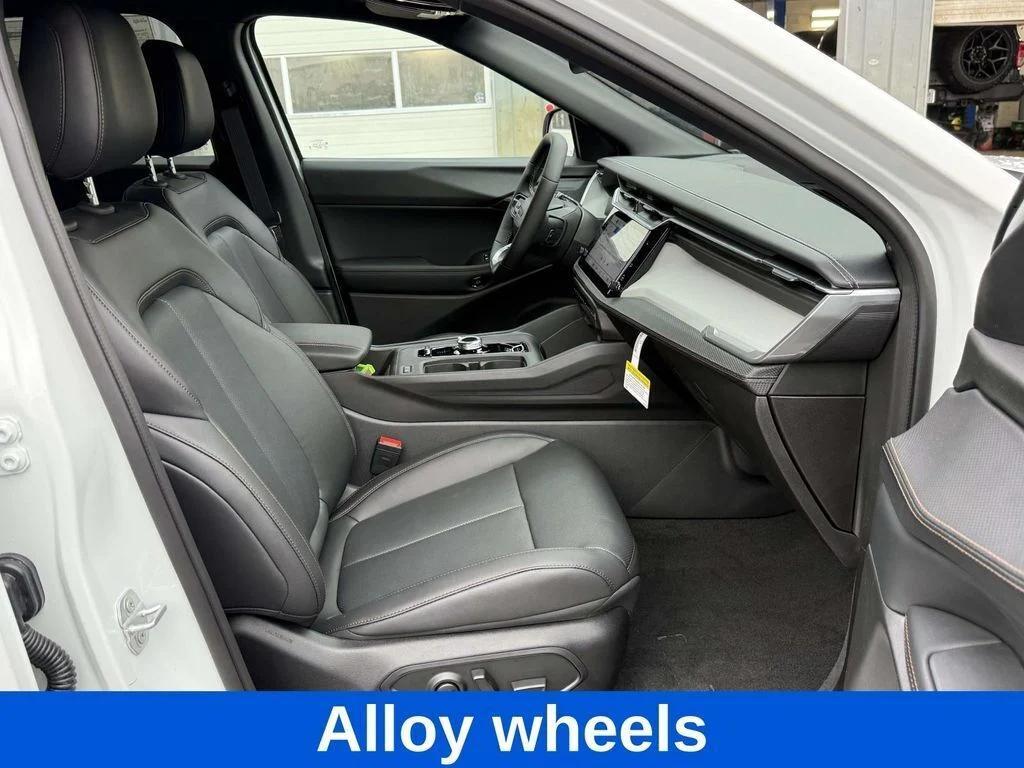 new 2026 Jeep Cherokee car, priced at $38,331