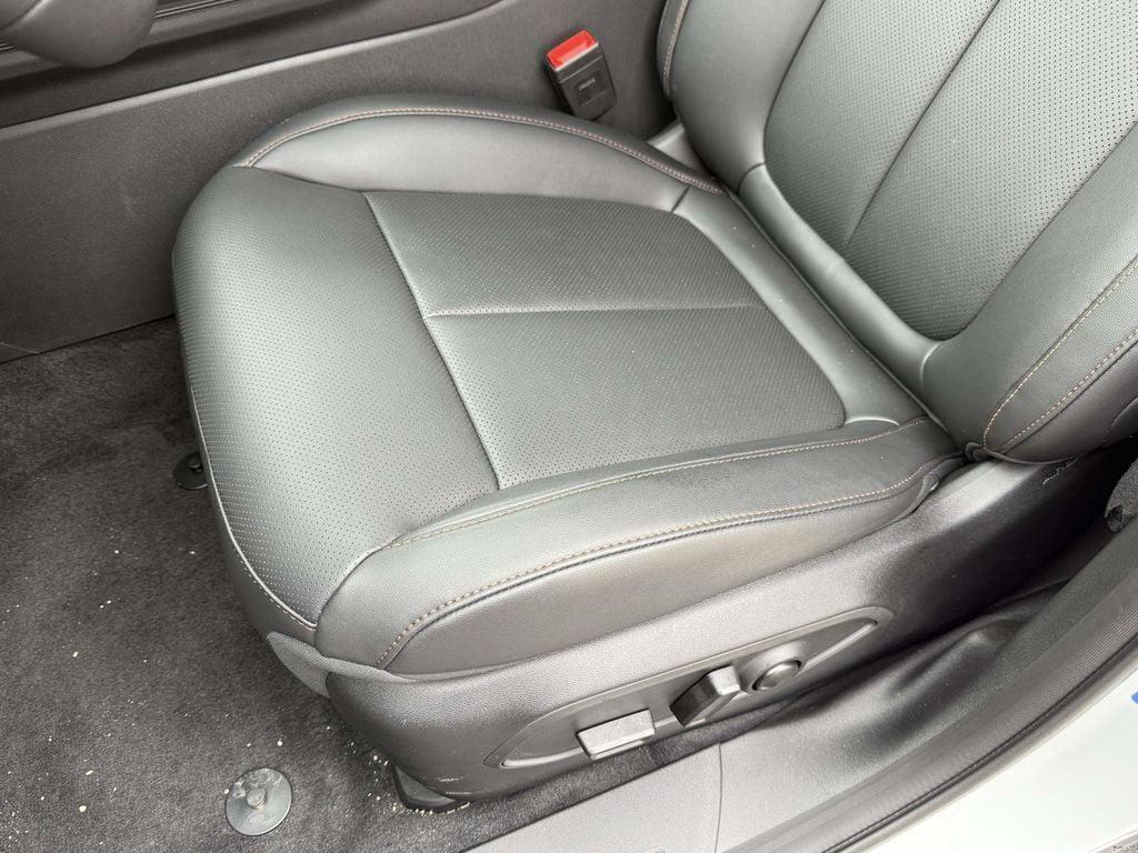 new 2026 Jeep Cherokee car, priced at $38,331