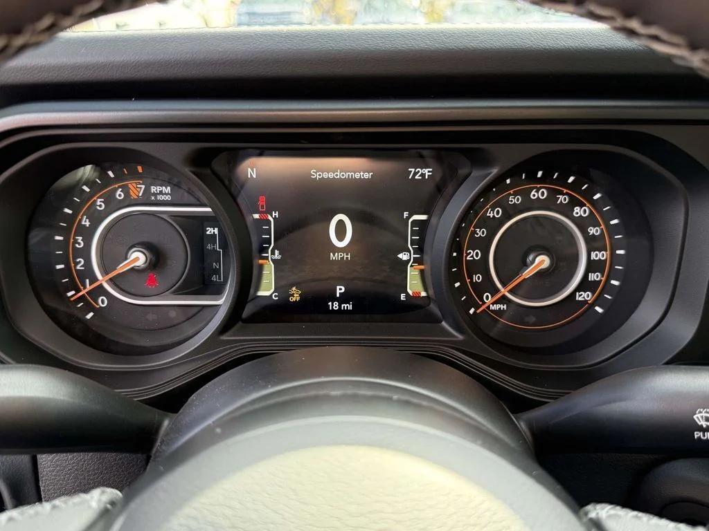 new 2026 Jeep Gladiator car, priced at $46,572
