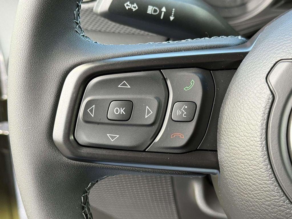 new 2026 Jeep Gladiator car, priced at $46,572