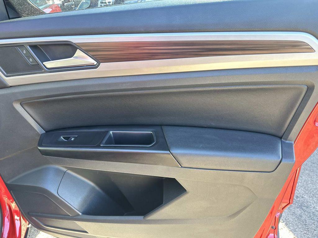 used 2021 Volkswagen Atlas car, priced at $19,900