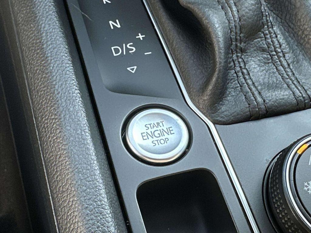 used 2021 Volkswagen Atlas car, priced at $19,900