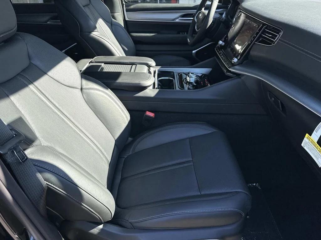 new 2026 Jeep Grand Wagoneer car, priced at $73,117