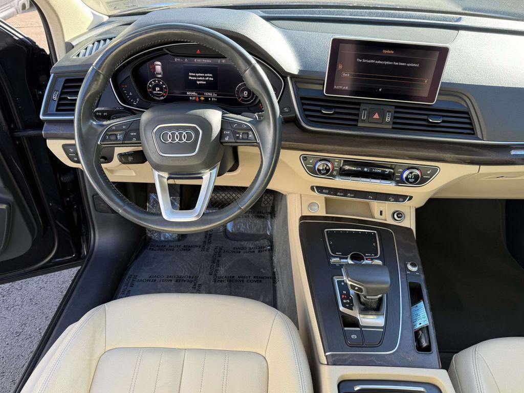 used 2020 Audi Q5 car, priced at $20,250