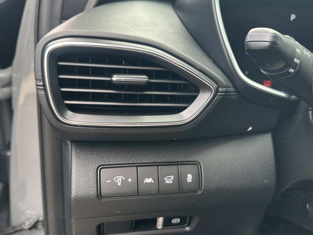 used 2022 Hyundai Santa Fe car, priced at $18,995