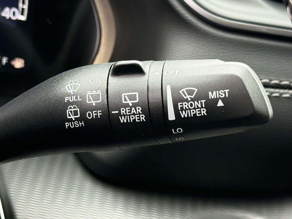 new 2025 Jeep Grand Cherokee L car, priced at $39,165