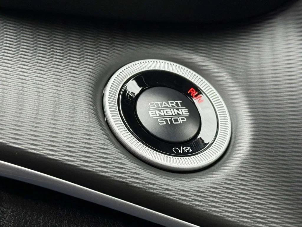 new 2025 Jeep Grand Cherokee L car, priced at $39,165