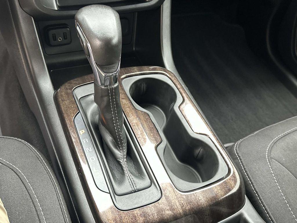 used 2022 GMC Canyon car, priced at $27,995
