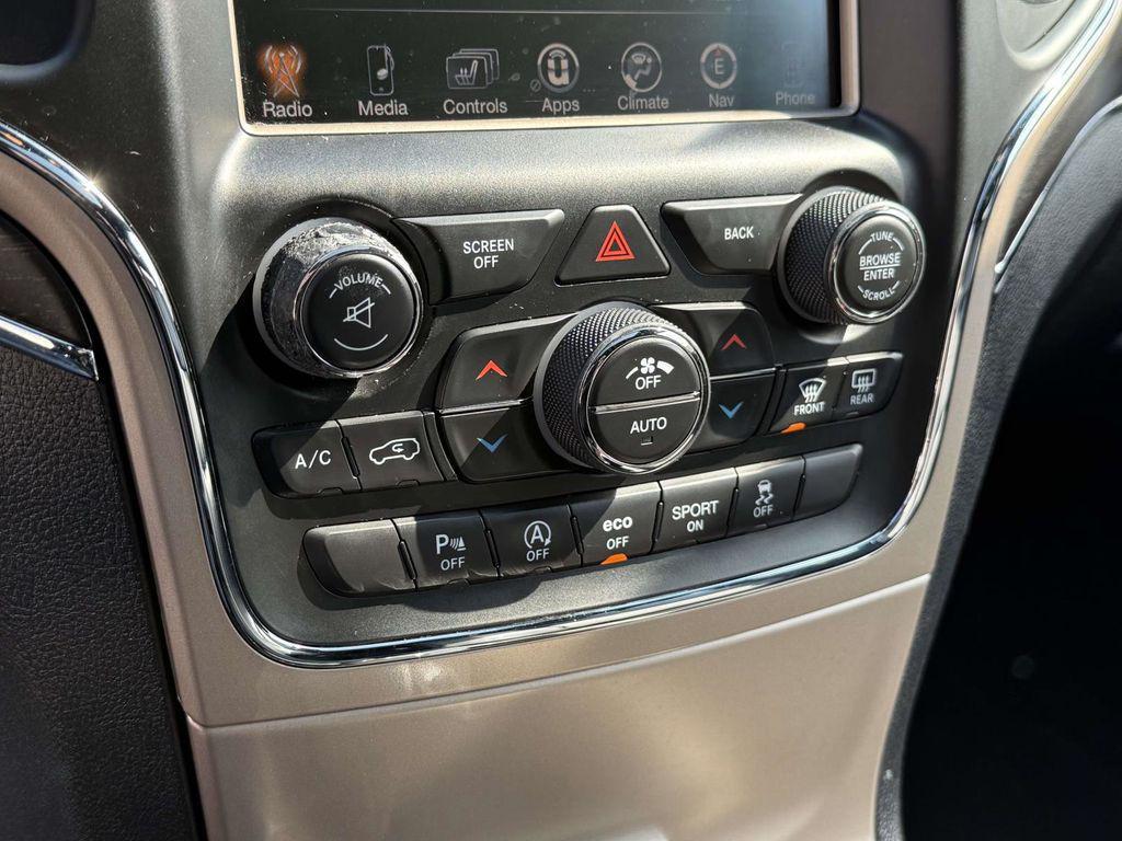 used 2016 Jeep Grand Cherokee car, priced at $15,559