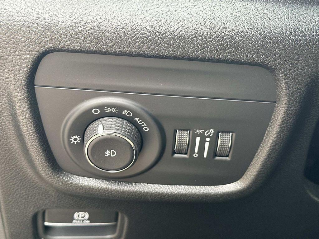 new 2025 Jeep Grand Cherokee L car, priced at $45,779