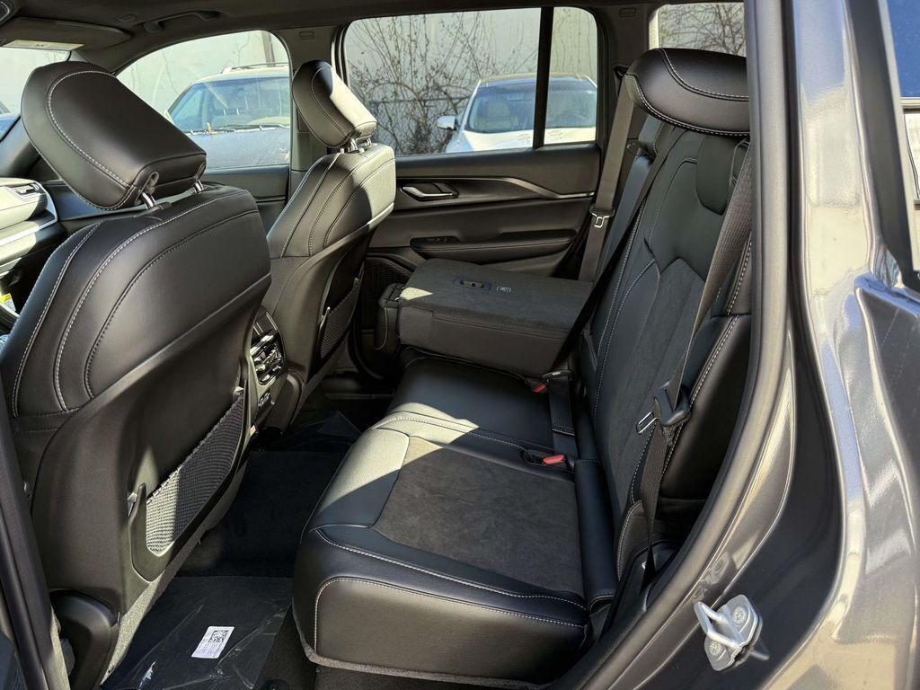 new 2025 Jeep Grand Cherokee car, priced at $34,455