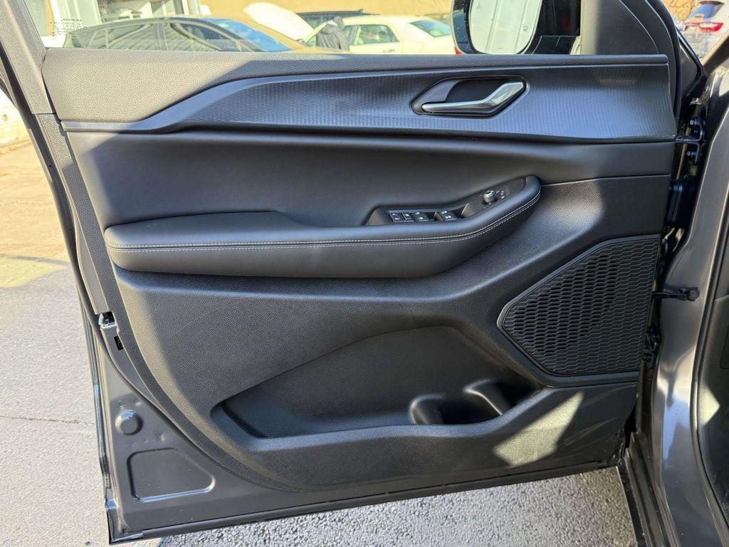 new 2025 Jeep Grand Cherokee car, priced at $34,455