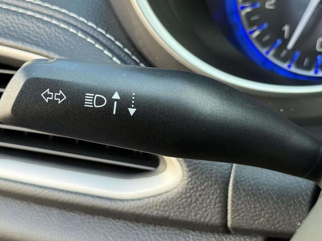 new 2026 Chrysler Pacifica car, priced at $37,014