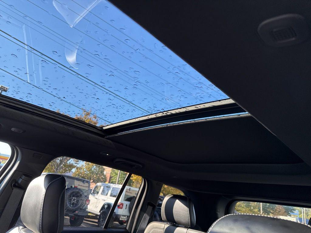 used 2025 Jeep Grand Cherokee car, priced at $39,000