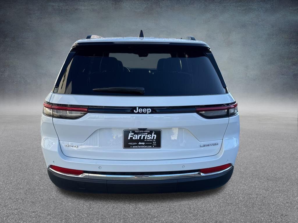 used 2025 Jeep Grand Cherokee car, priced at $39,000