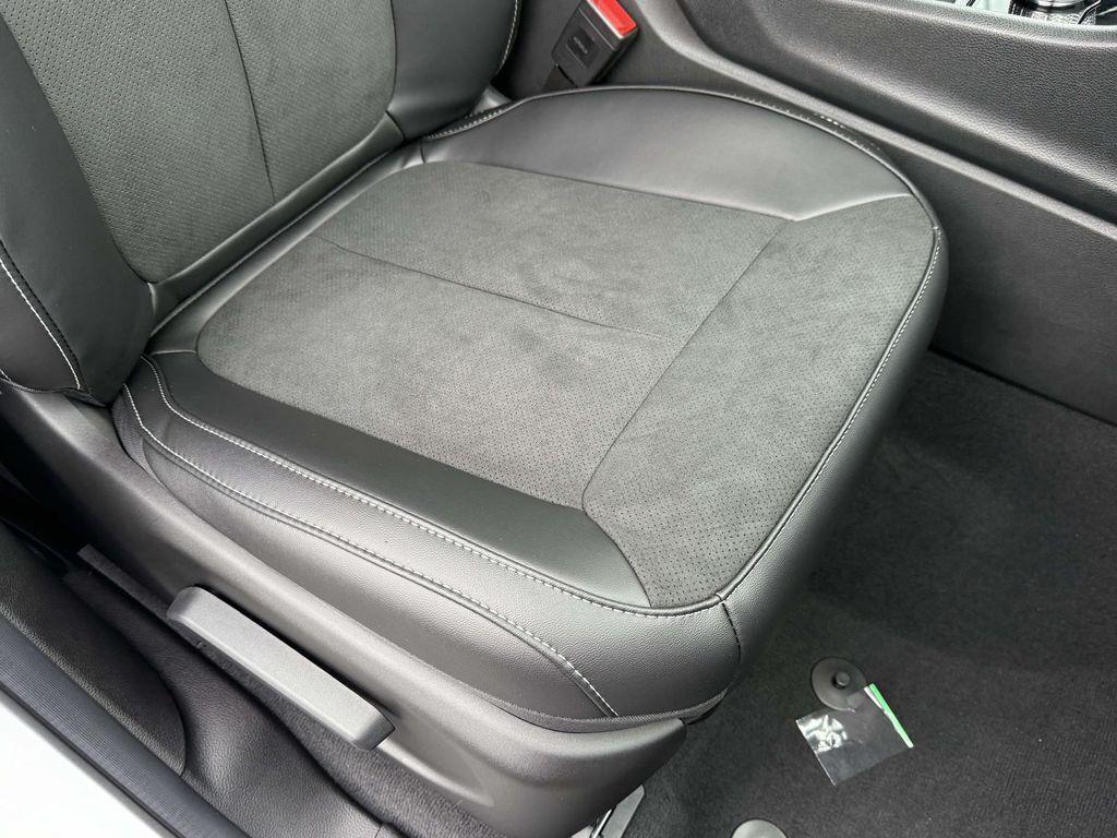 new 2025 Jeep Grand Cherokee L car, priced at $38,629