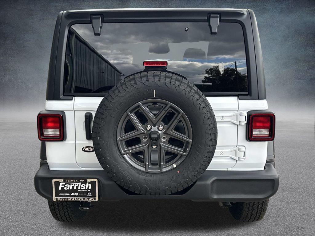 new 2026 Jeep Wrangler car, priced at $35,921