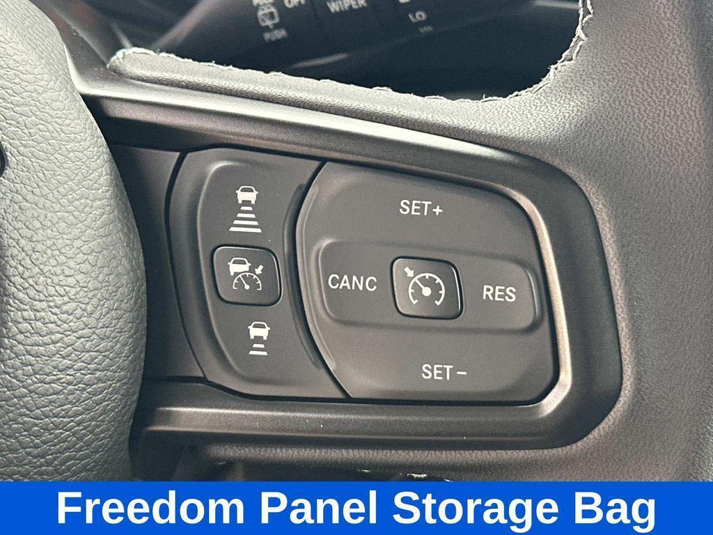 new 2026 Jeep Wrangler car, priced at $35,921