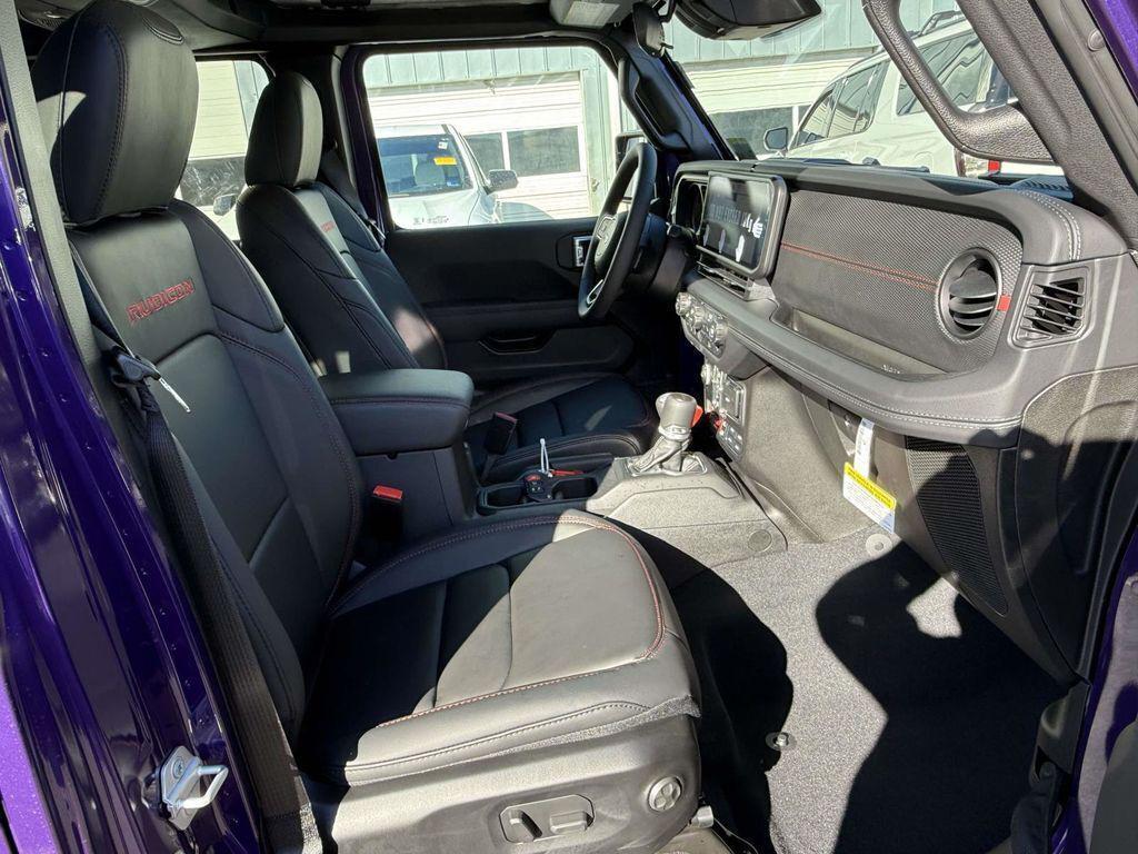 new 2026 Jeep Gladiator car, priced at $52,398