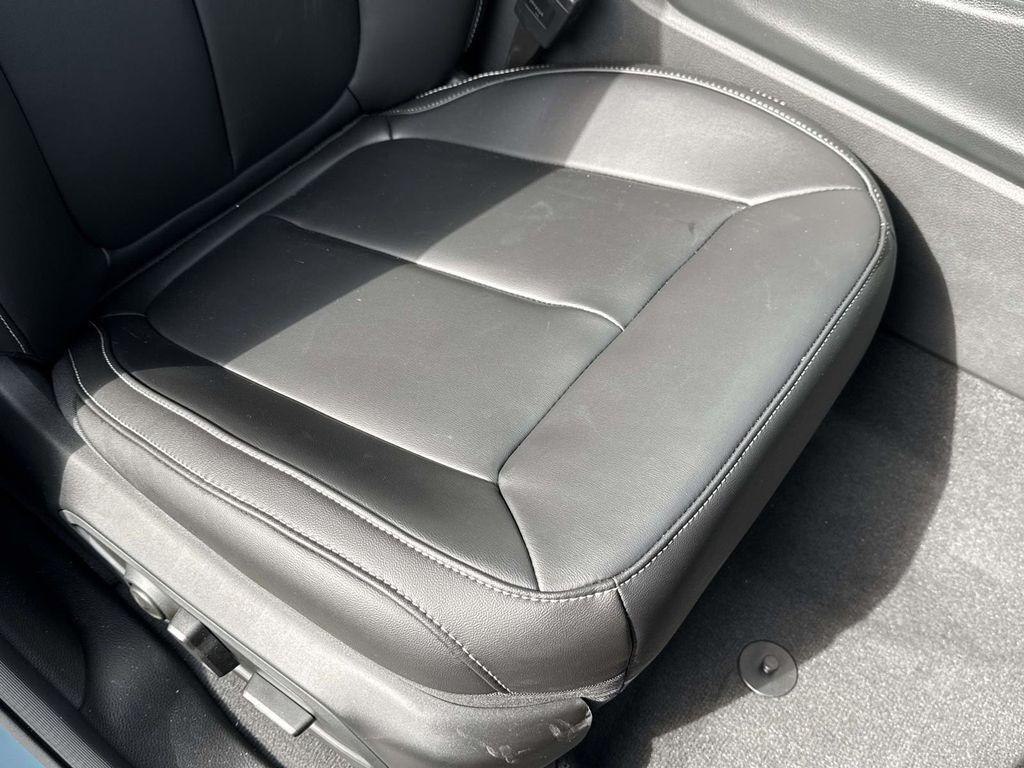 new 2026 Jeep Grand Cherokee L car, priced at $47,105