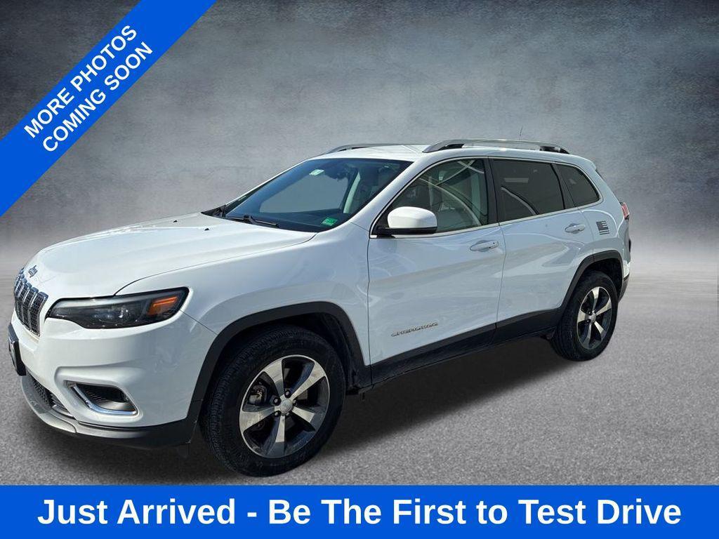 used 2019 Jeep Cherokee car, priced at $16,995