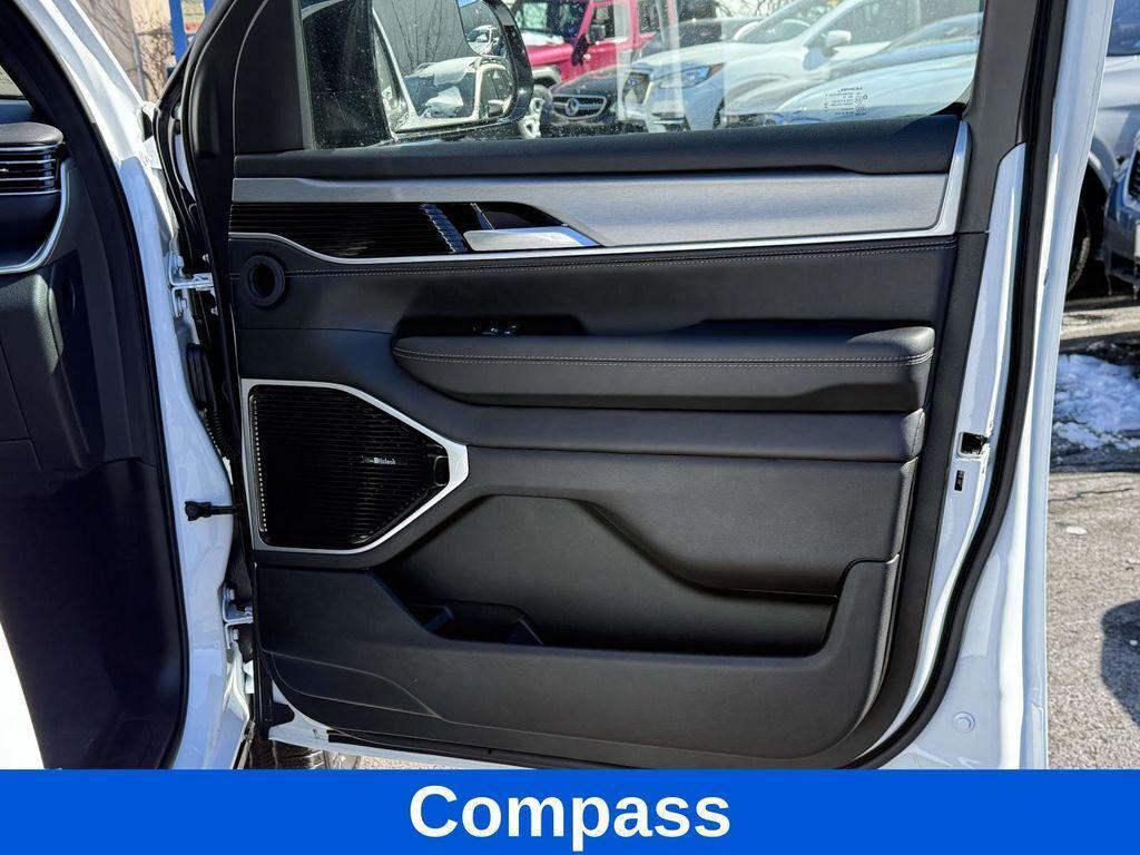 new 2026 Jeep Grand Wagoneer car, priced at $70,643