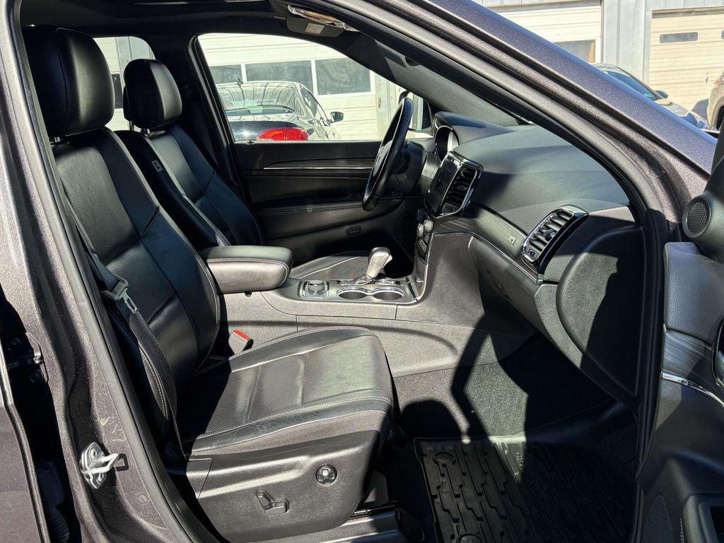 used 2021 Jeep Grand Cherokee car, priced at $21,995