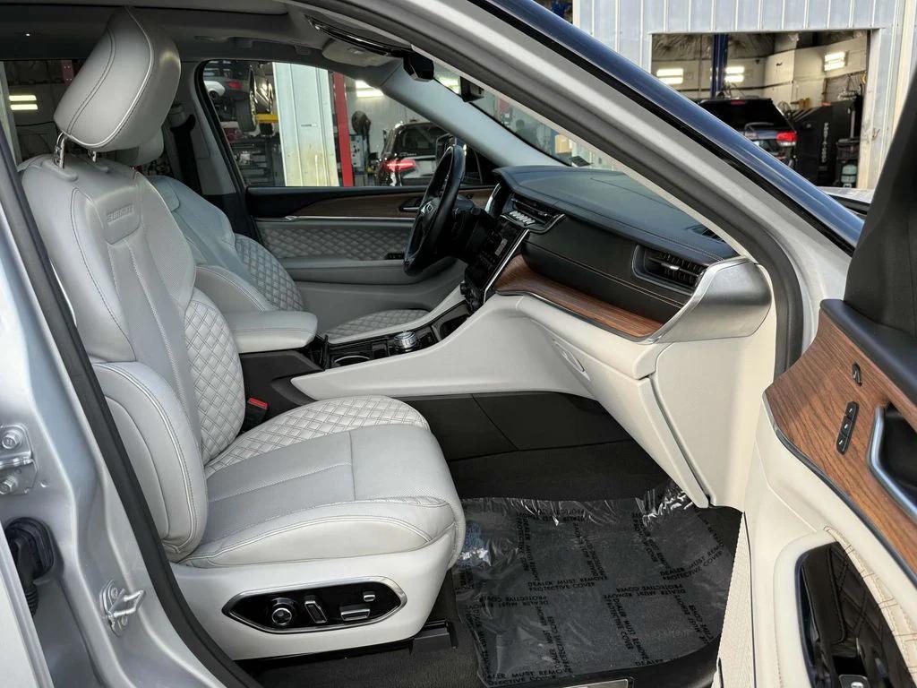 used 2021 Jeep Grand Cherokee L car, priced at $32,500