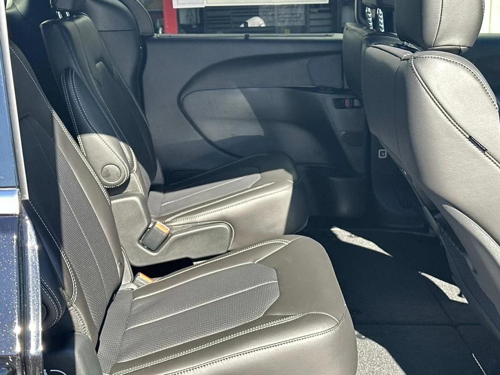new 2026 Chrysler Pacifica car, priced at $37,014