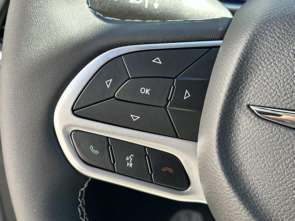 new 2026 Chrysler Pacifica car, priced at $37,014