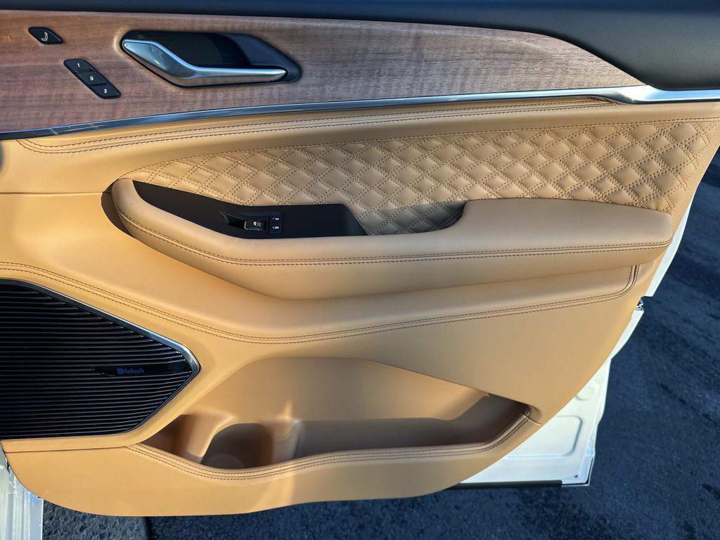 new 2026 Jeep Grand Cherokee L car, priced at $59,077