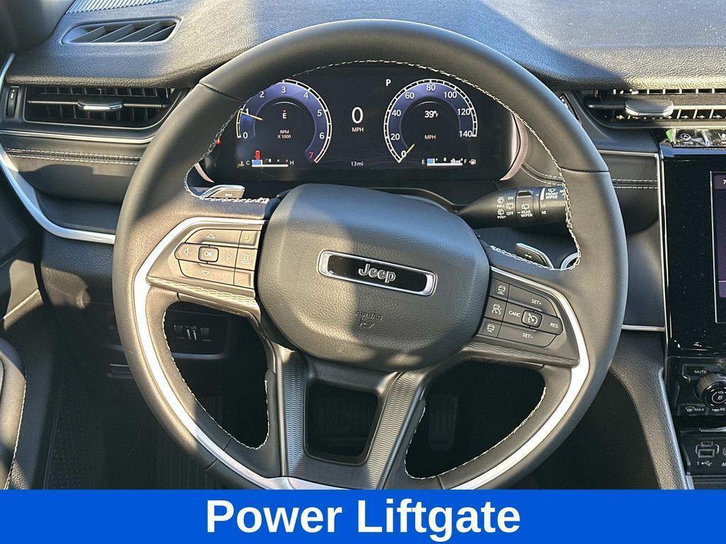 new 2025 Jeep Grand Cherokee car, priced at $34,455