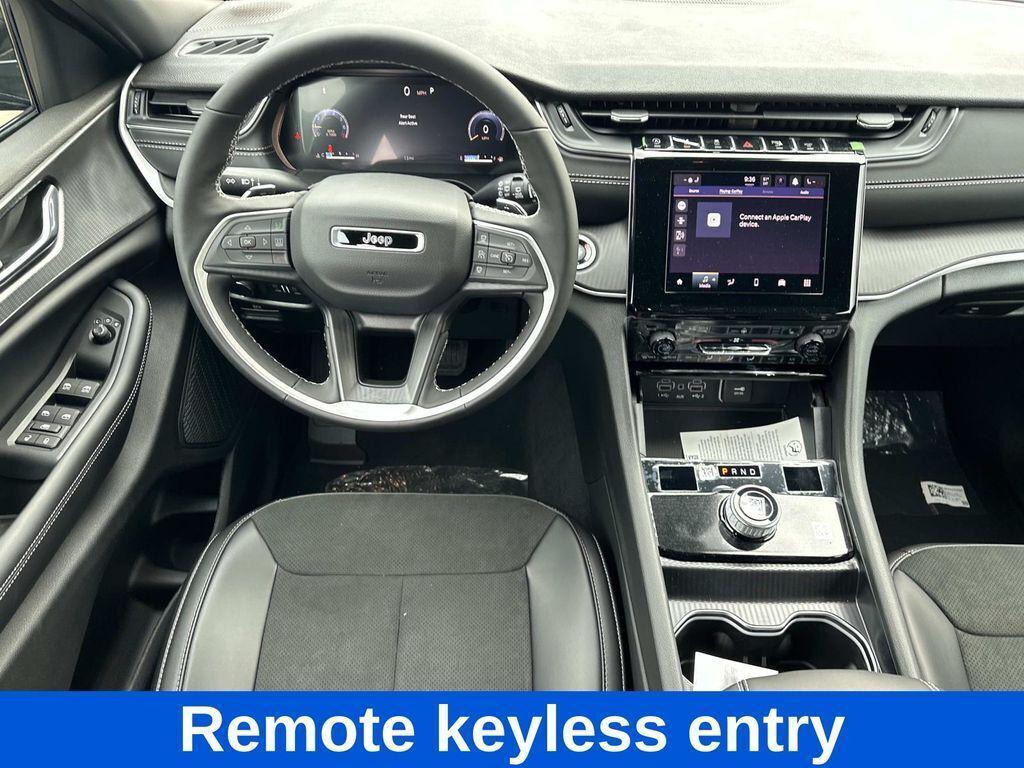new 2025 Jeep Grand Cherokee L car, priced at $38,915