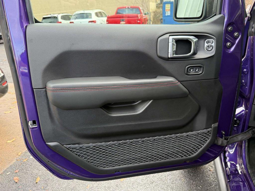 new 2026 Jeep Gladiator car, priced at $56,397