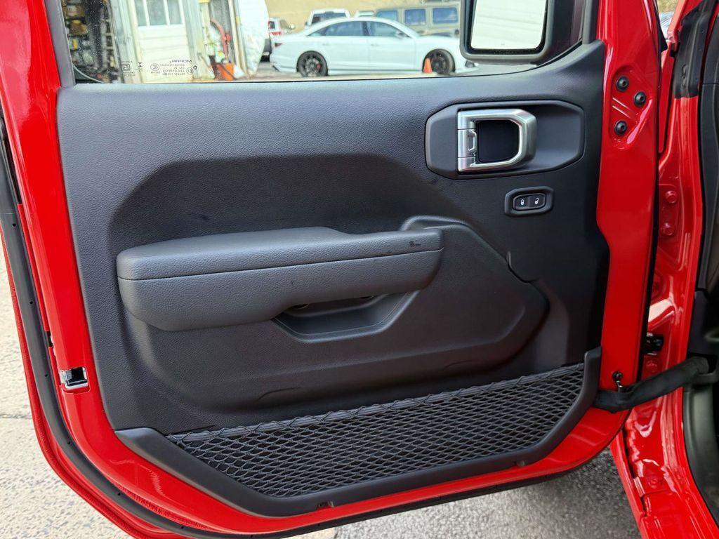 new 2026 Jeep Wrangler car, priced at $34,417