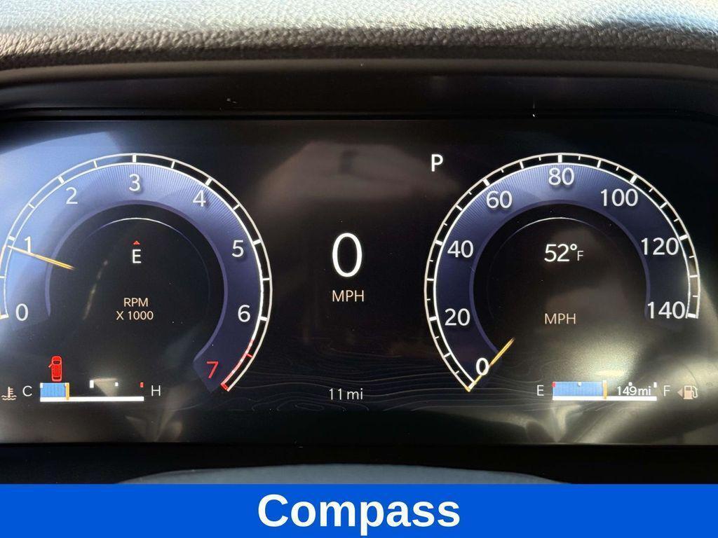 new 2025 Jeep Grand Cherokee car, priced at $37,205