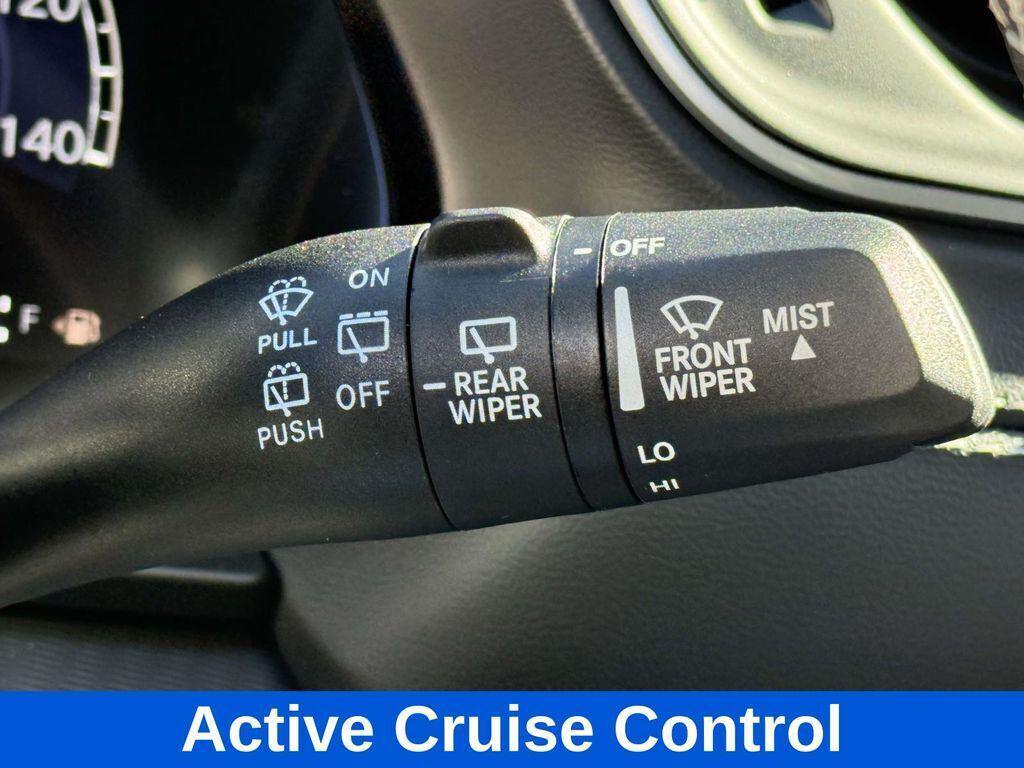 new 2025 Jeep Grand Cherokee car, priced at $37,205