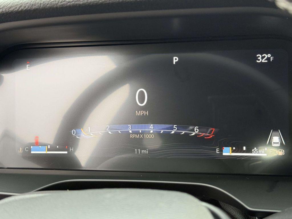 new 2025 Jeep Grand Cherokee car, priced at $37,205