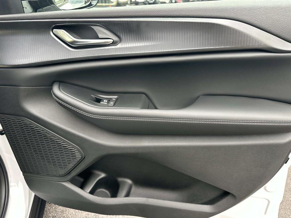 new 2025 Jeep Grand Cherokee car, priced at $35,419