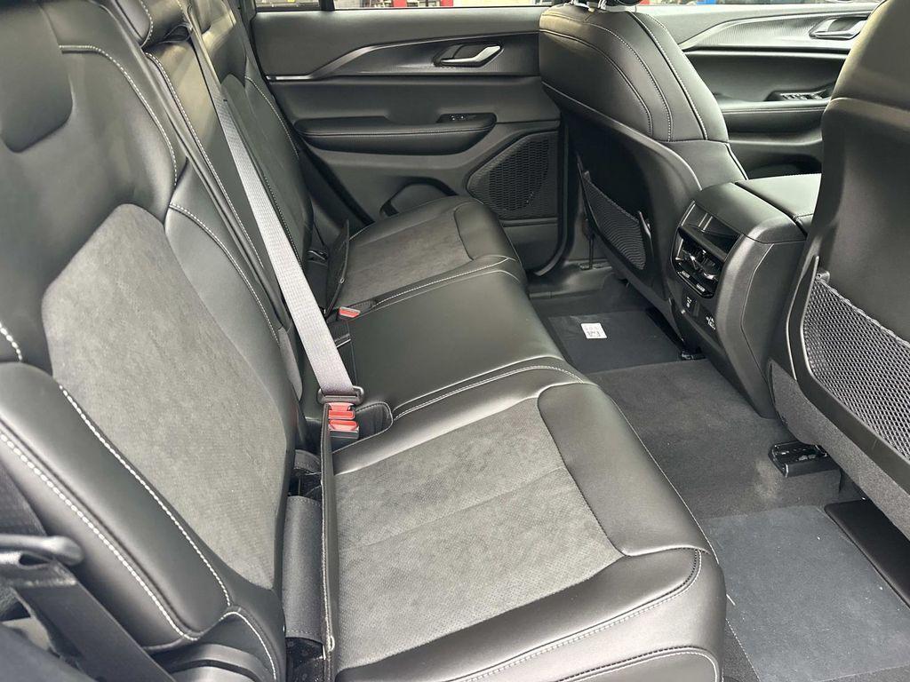 new 2025 Jeep Grand Cherokee car, priced at $35,419