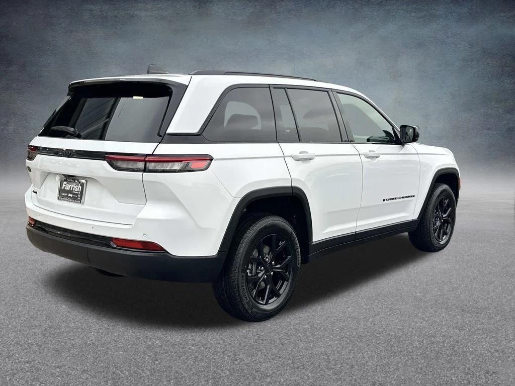 new 2025 Jeep Grand Cherokee car, priced at $33,919